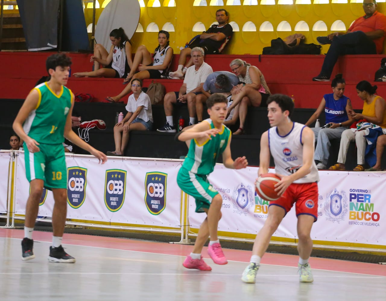 Brasileiro Sub16: masculino e feminino vencem equipes do RN e estão nas semifinais