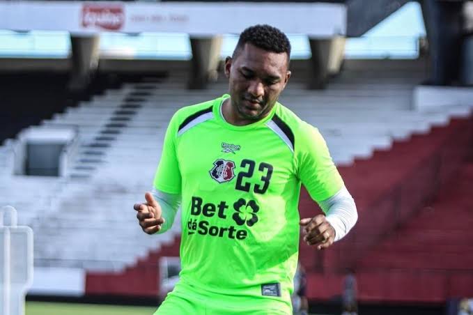 CSA desisti da contratação do centroavante Heron