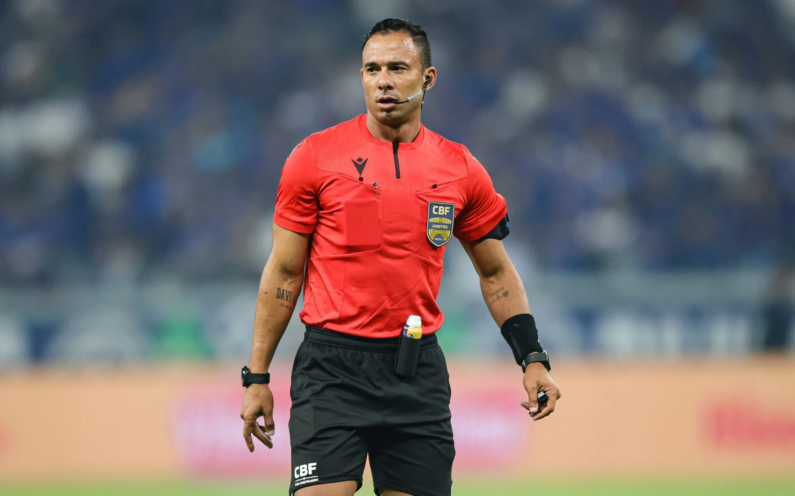 CBF divulga arbitragem da Série D; Paranaense comanda jogo do Azulão e Brasiliense comanda confronto do alvinegro