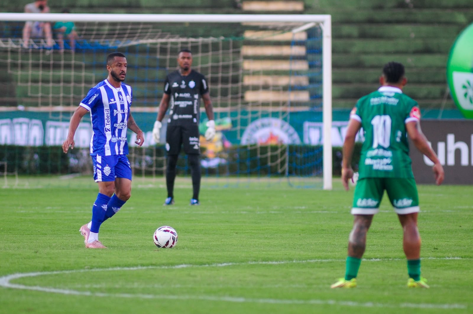 Com ‘lei do ex’, CSA é derrotado pelo Uberlândia e precisa vencer por dois gols para conquistar o acesso